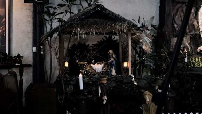 dalam kegembiraan natal--